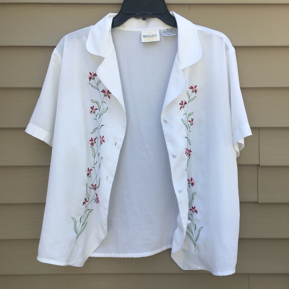 Woman's Vintage Floral Top